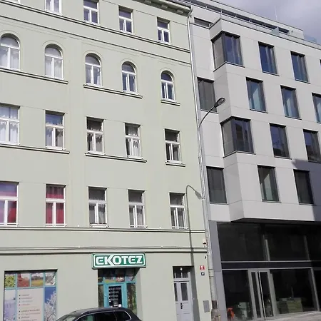 Elen's Vitkovia Prague